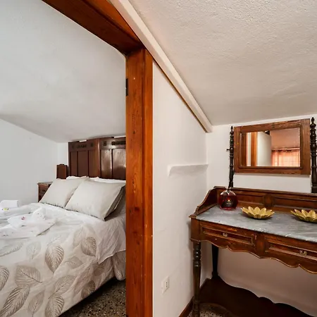 Blueshouse Murri Apartment Bologna